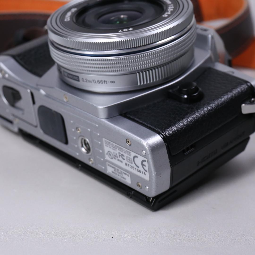 ☆美品☆ OLYMPUS OM-D E-M5 14-42mm ＃404