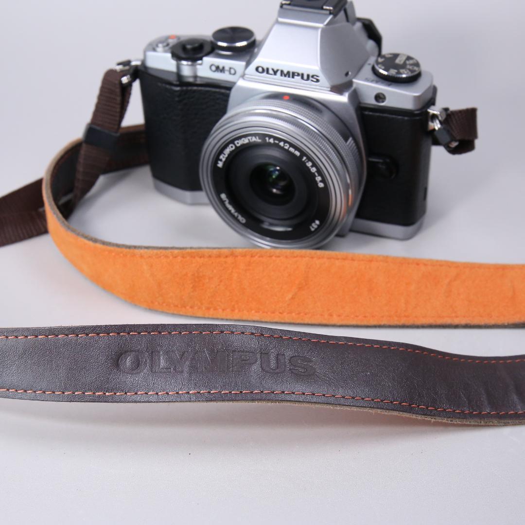 ☆美品☆ OLYMPUS OM-D E-M5 14-42mm ＃404