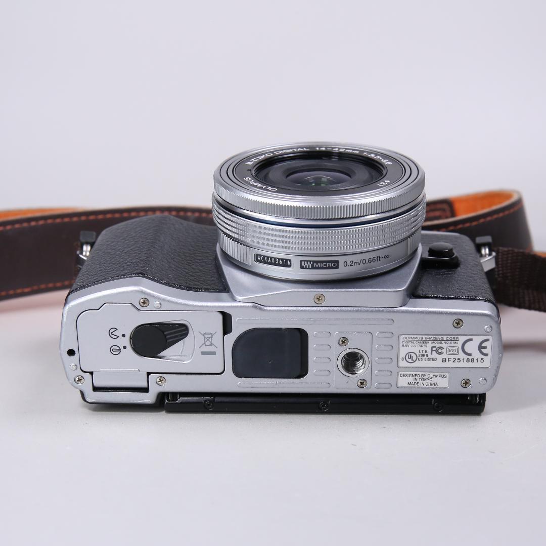 ☆美品☆ OLYMPUS OM-D E-M5 14-42mm ＃404