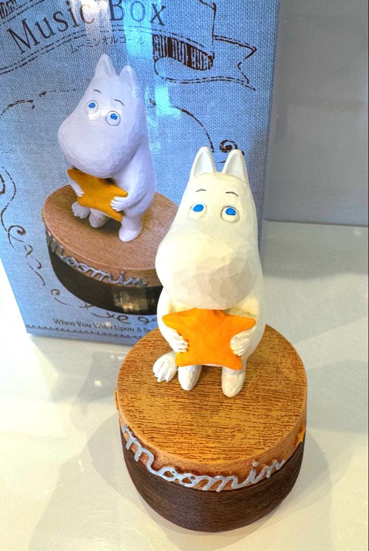 【新品廃盤】ムーミン　木彫り風オルゴール　星に願いを
