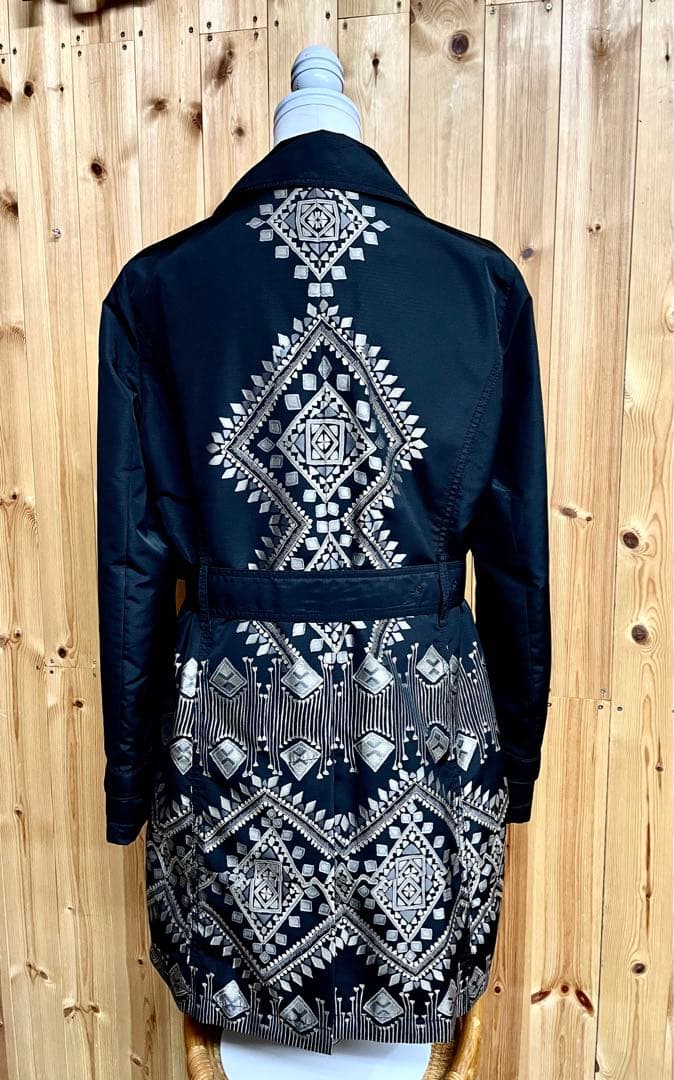 K*u様 美品！ETRO Milano エトロ 中綿あり トレンチコート 黒 ★