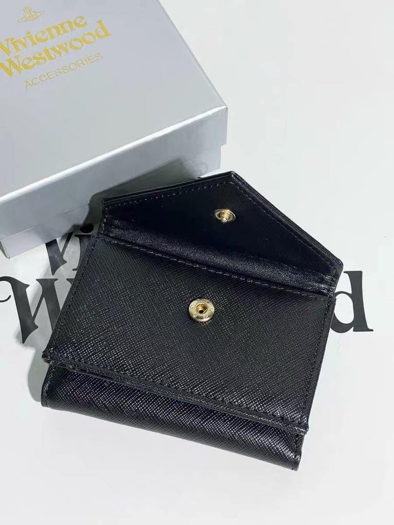 Vivienne Westwood ブラック三つ折り財布 ＃22142