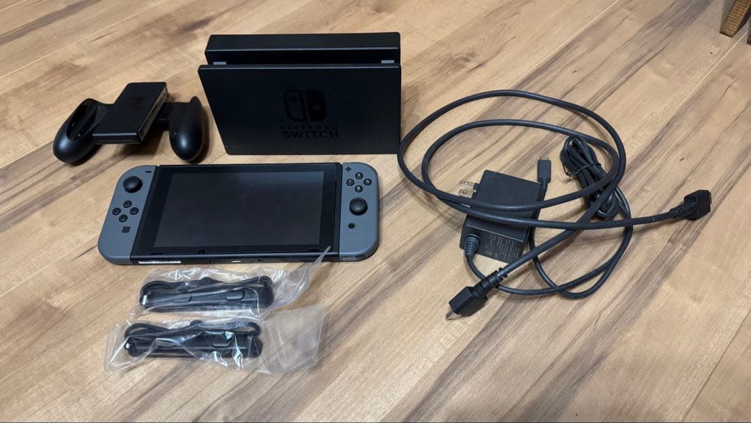 Nintendo Switch 本体 Joy-Con グレー　コントローラ3個