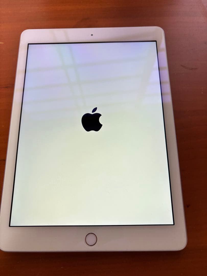 渡辺　　iPad6th generation Wi-Fi Cellular