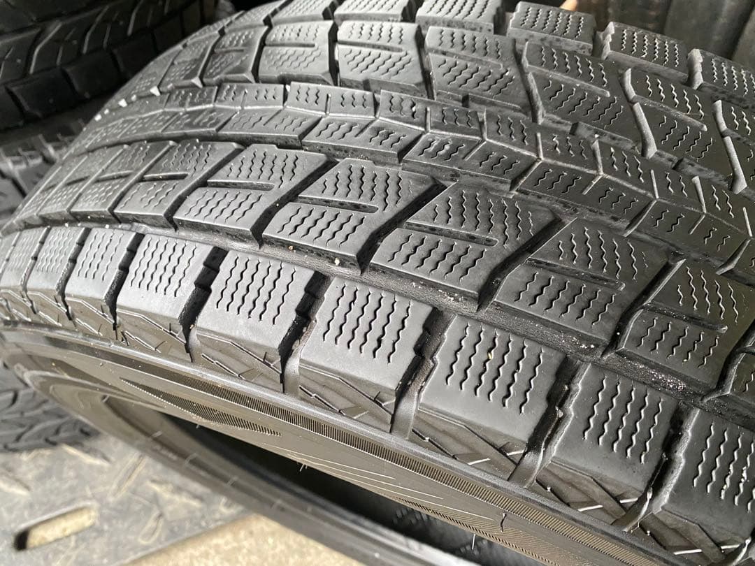 DUNLOP WINTERMAXX SJ8 225/60/18 4本セット送料込