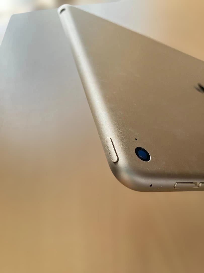 さ*く様 iPad mini 4 Wi-Fiモデル 64GB [ゴールド]