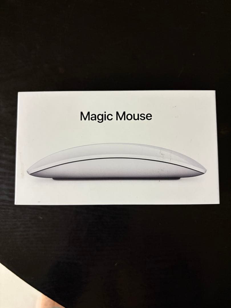 Apple Magic Mouse 本体とケーブル付き