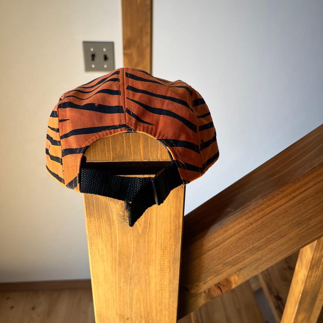 デ*売様 supreme キャップ