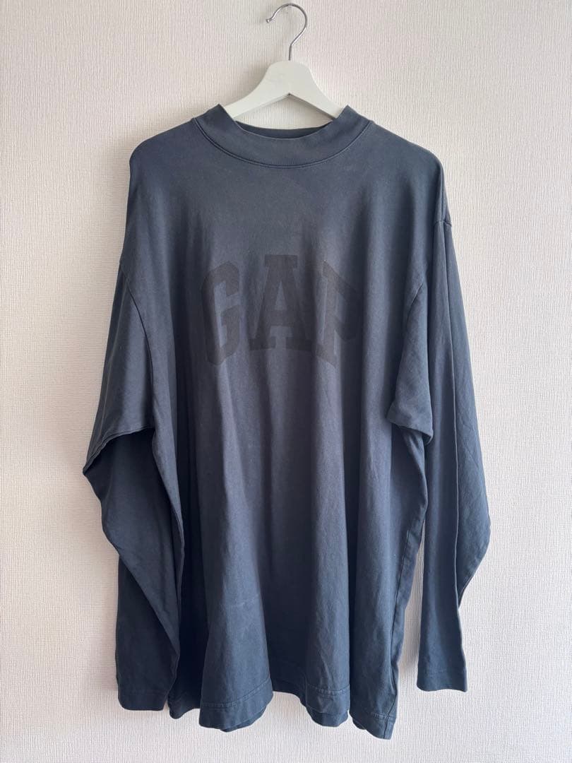 こ*は様 YEEZY X Gap 長袖Tシャツ By Balenciaga ヴィ