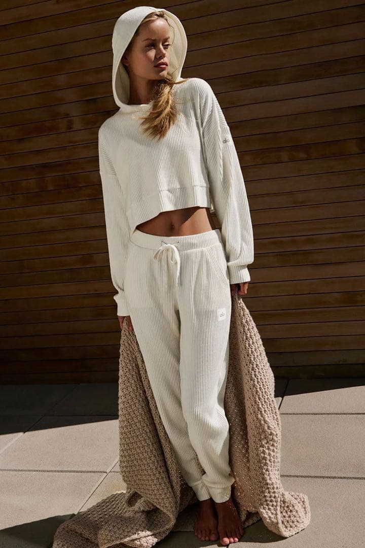 alo Muse Sweatpant （Sサイズ）