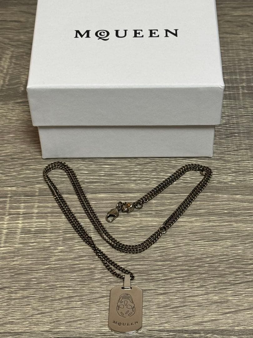 Alexander McQueen ロゴ ネックレス