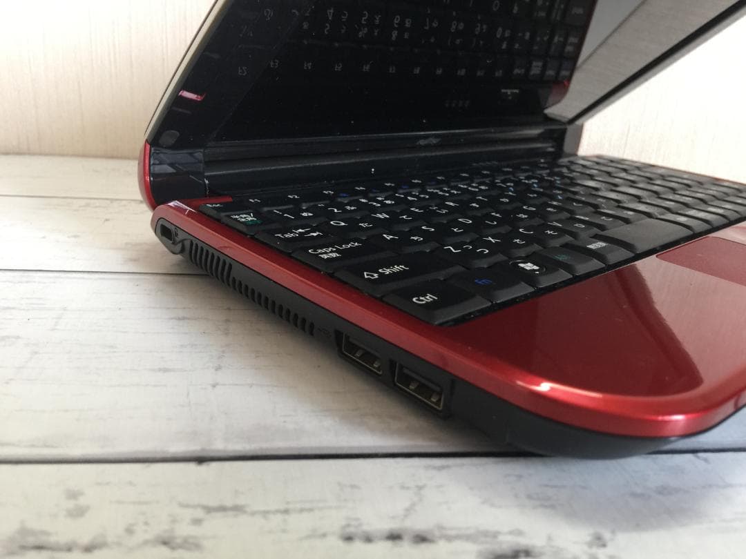 富士通 LOOX M/G2 10.1型/赤/ コンパクト/Office/Win