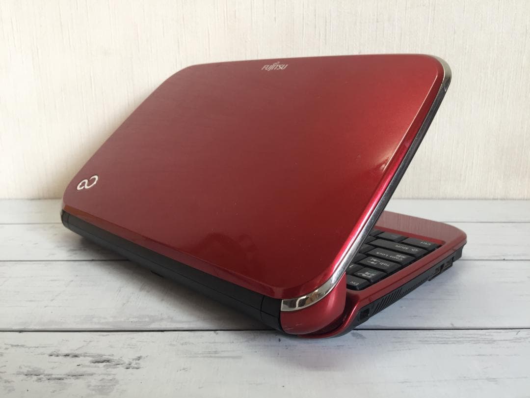 富士通 LOOX M/G2 10.1型/赤/ コンパクト/Office/Win