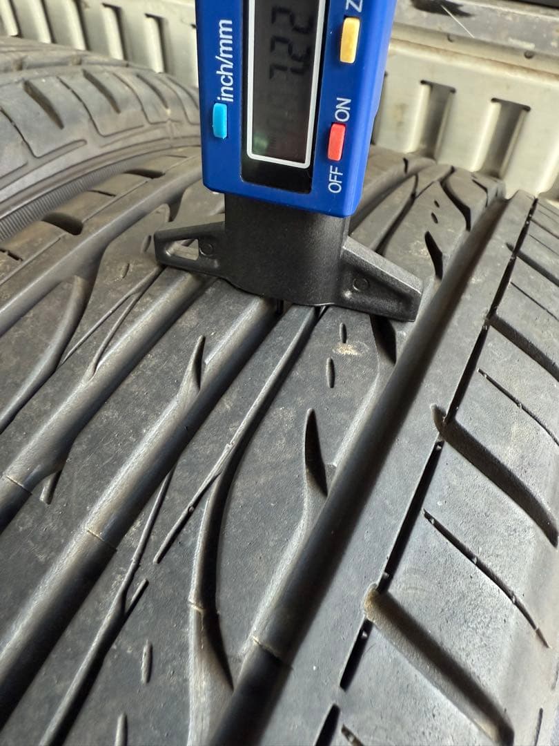 ダンロップサマータイヤ185／60R15 84H深溝