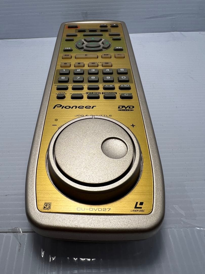 希少 Pioneer パイオニア LDプレーヤーリモコン　　CU-DV027