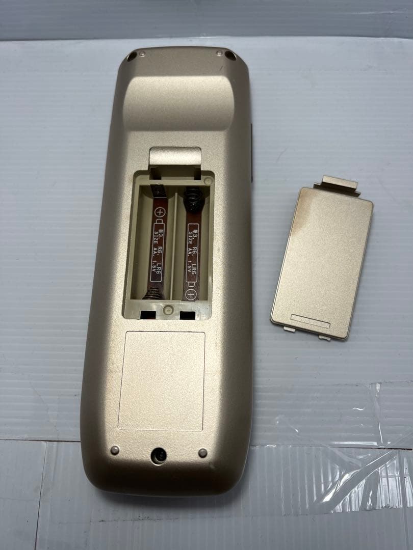 希少 Pioneer パイオニア LDプレーヤーリモコン　　CU-DV027
