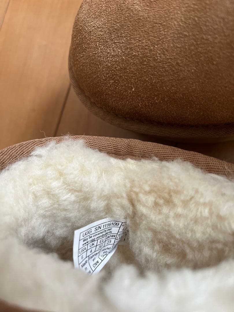 UGG アグ クラシックミニ プラットフォーム ムートンブーツ 厚底