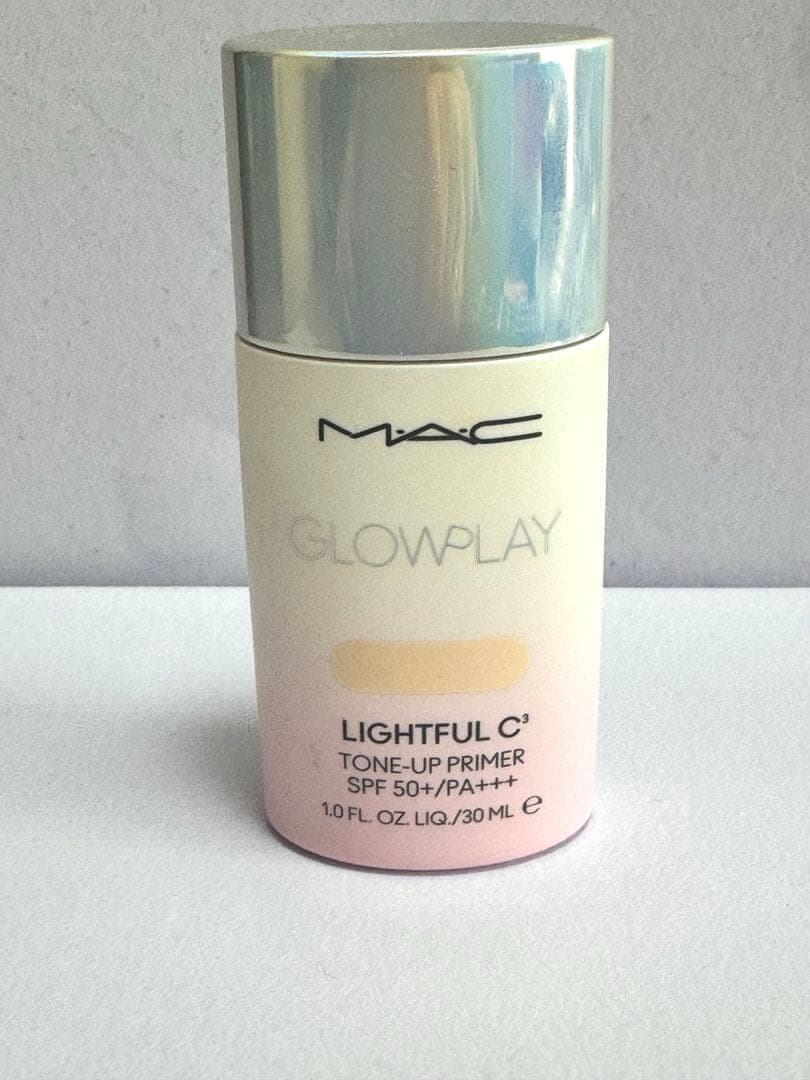 MAC グロー プレイ ライトフル C3 トーン アップ プライマー