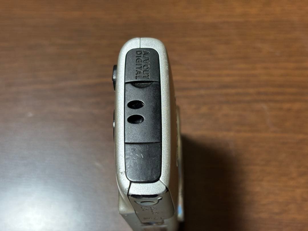 Canon IXY 100F 撮影確認済み 難あり 傷汚れあり