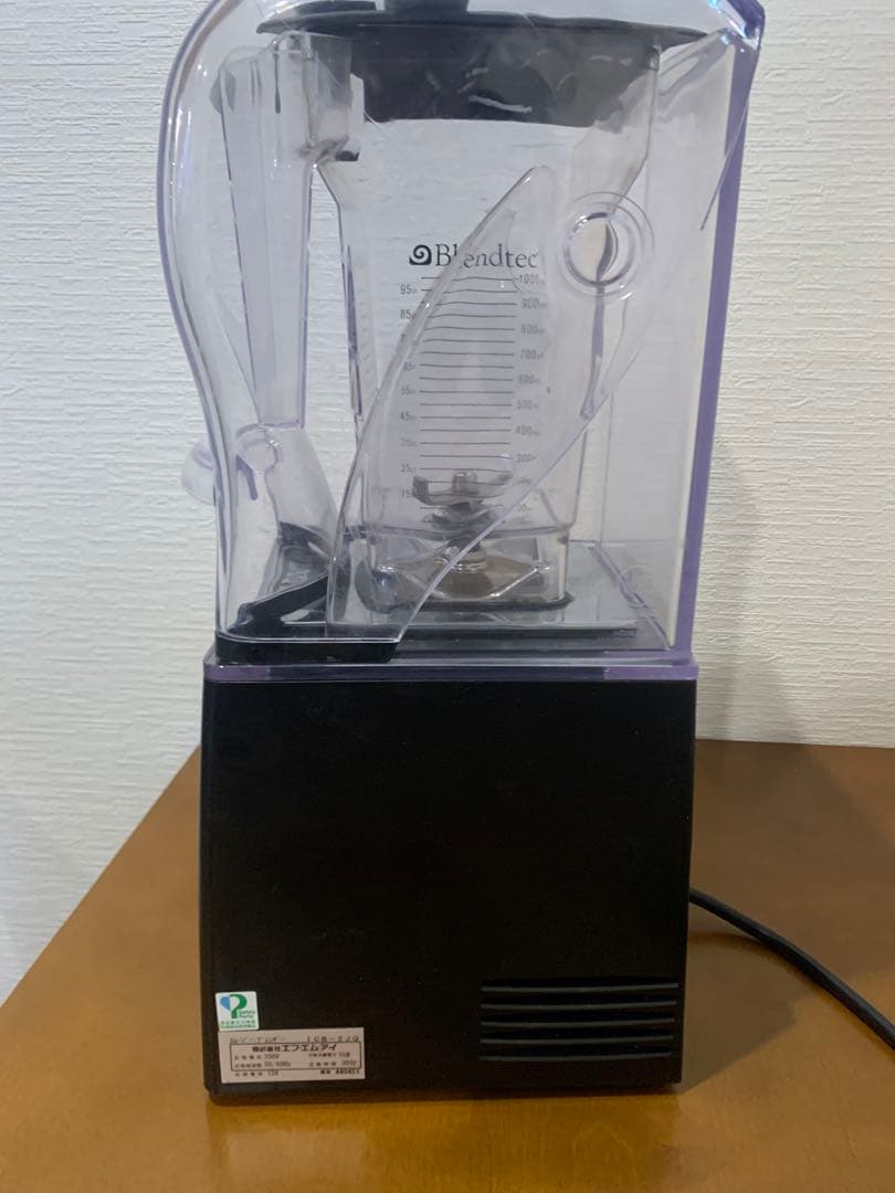 ろーま　blendtec スムージーブレンダー　中古　ICB-3JQ