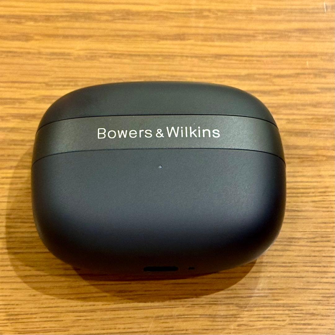 Bowers & Wilkins Pi8 (アンスラサイト・ブラック)