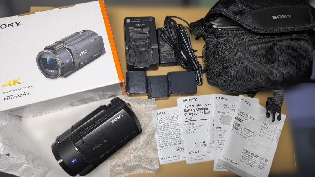 SONY FDR-AX45（純正バッテリー３個、充電器、ソフトケース付属）