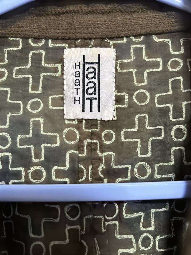 ★美品★haat ジャケット　刺繍　イッセイミヤケ
