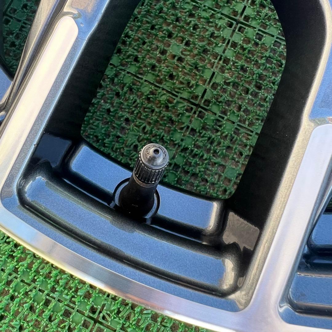 ニッサン ノートeパワー純正 E12 16インチ2本①