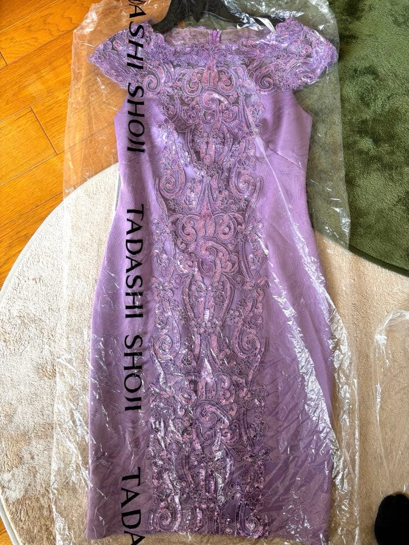 TADASHI SHOJI パープル刺繍ノースリーブワンピース