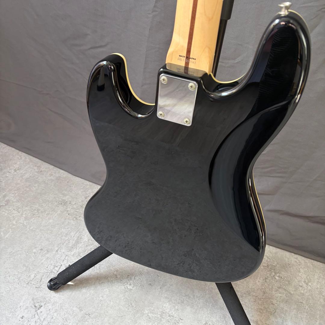 ポメ太郎 様Fender Japan Aerodyne Jazz Bass
