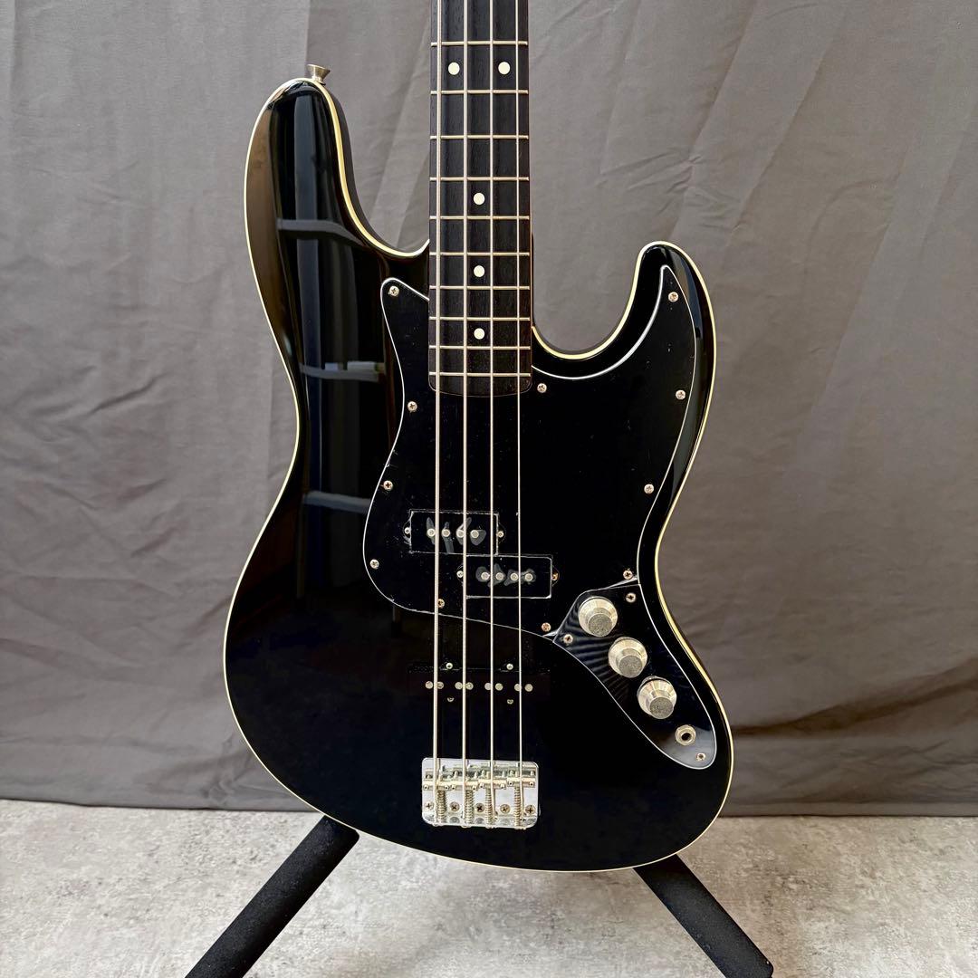 ポメ太郎 様Fender Japan Aerodyne Jazz Bass