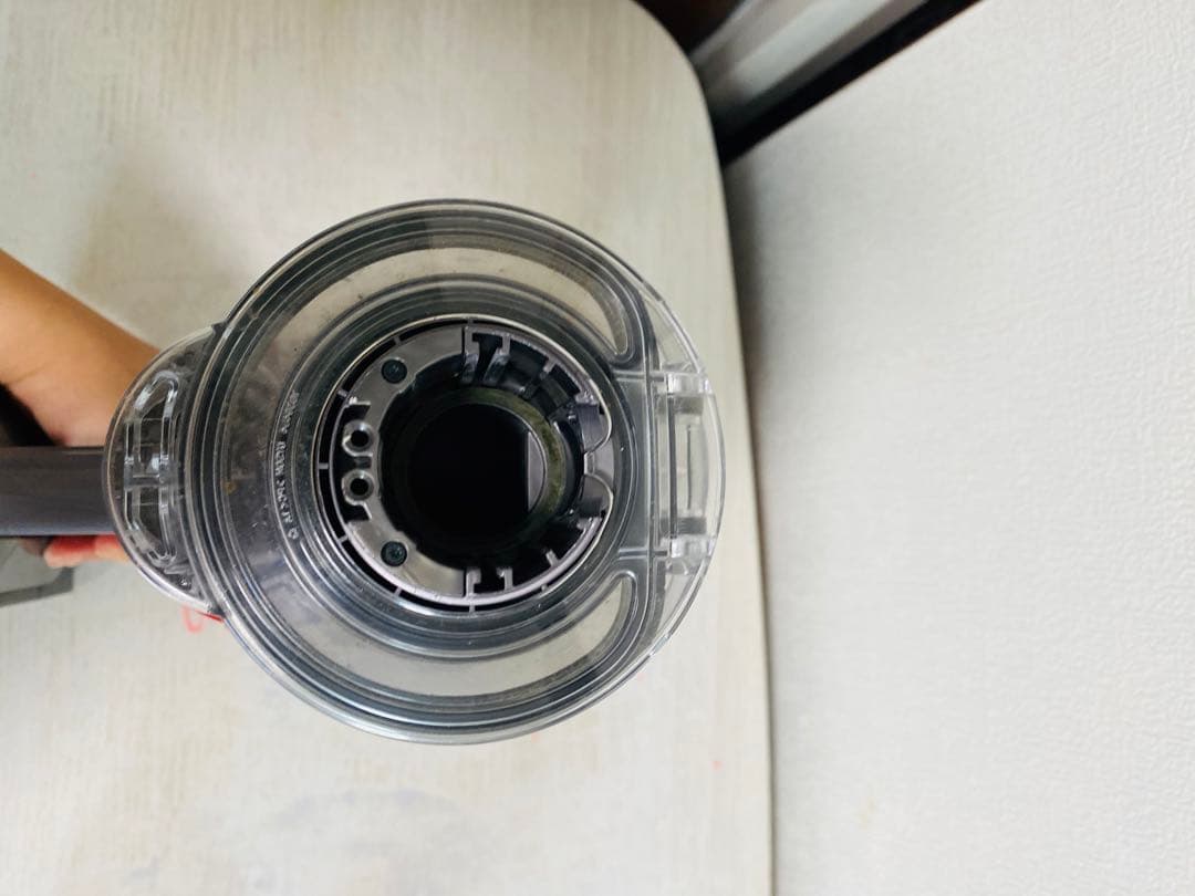 Dyson ハンディ掃除機 -SV18