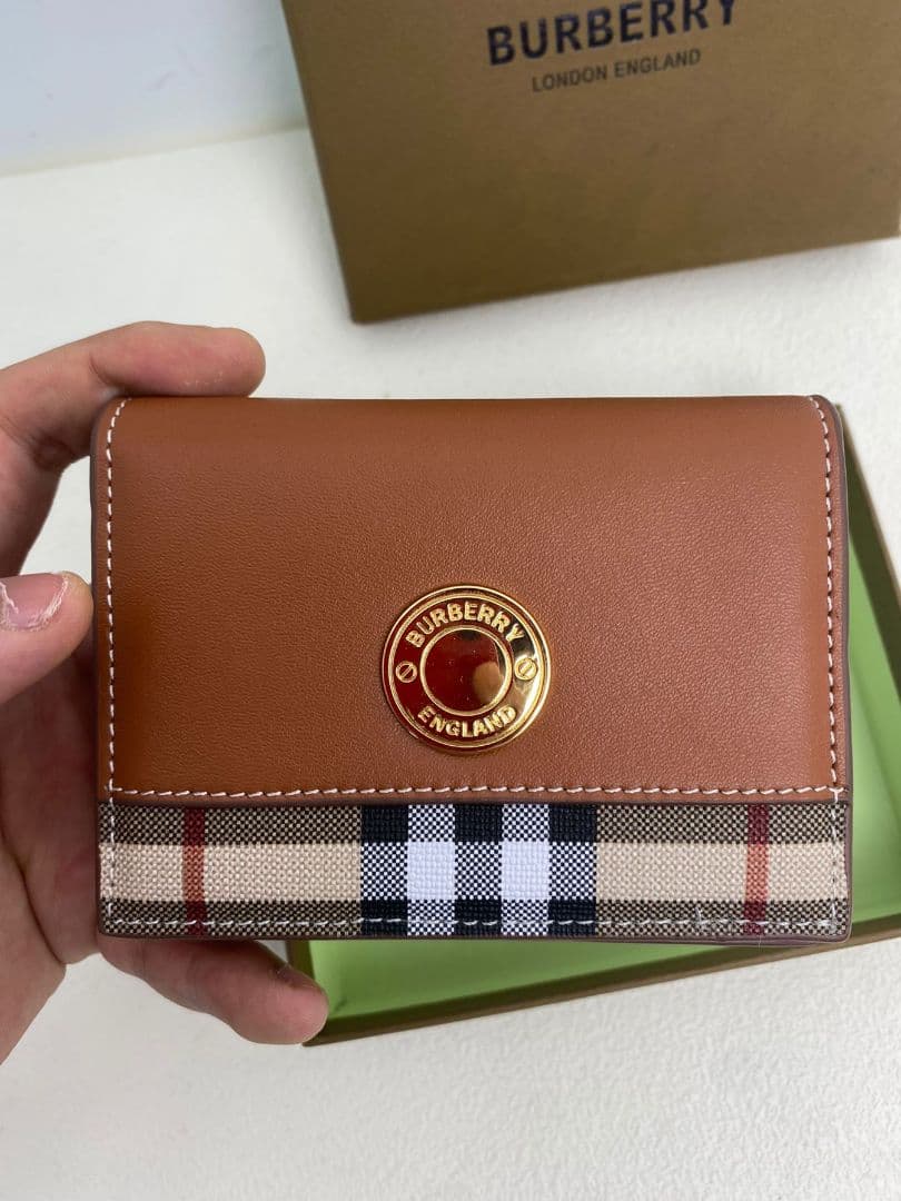 BURBERRY ブラウンレザー 名刺入れ