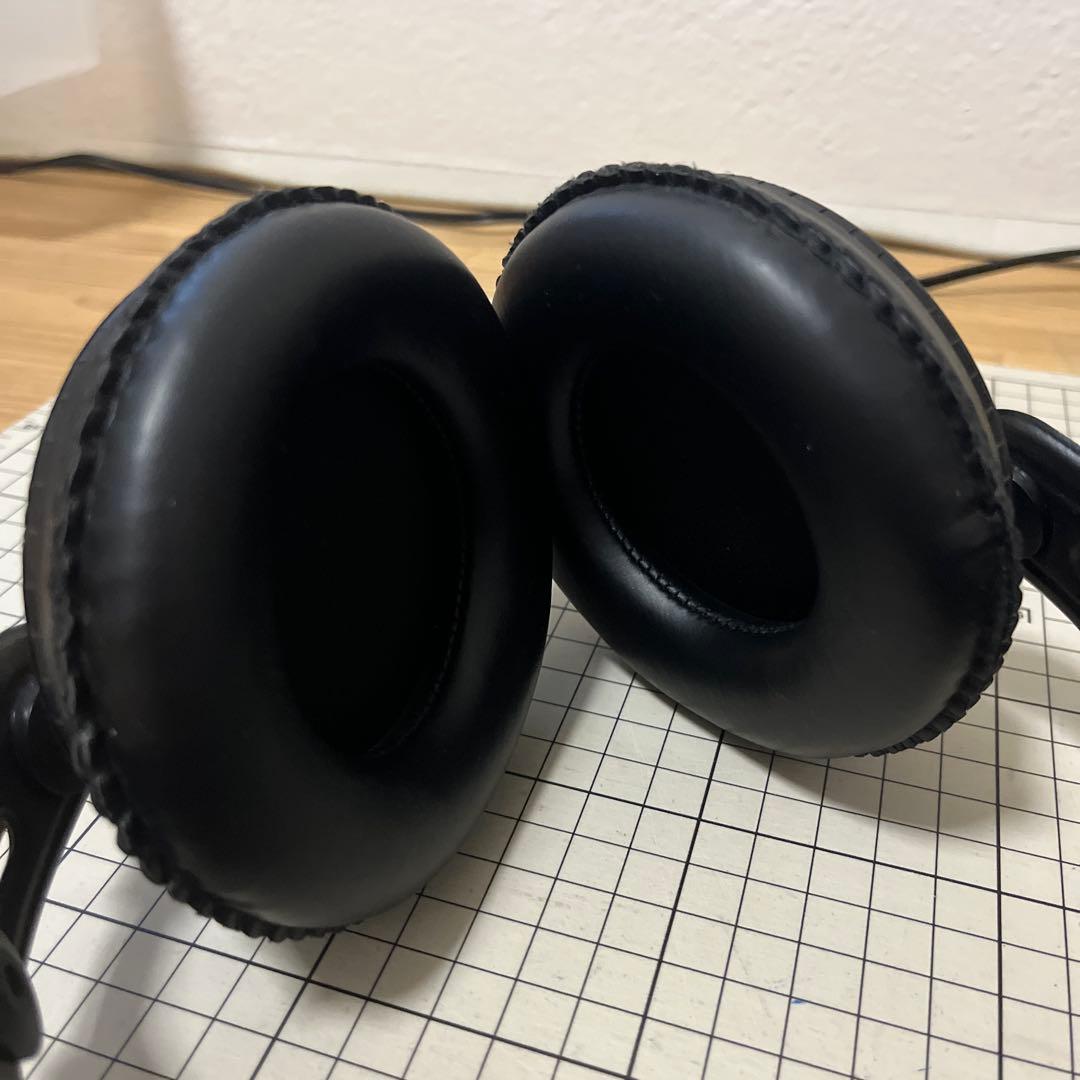 ヘッドホン AKG K240-PP Peaky P-Key