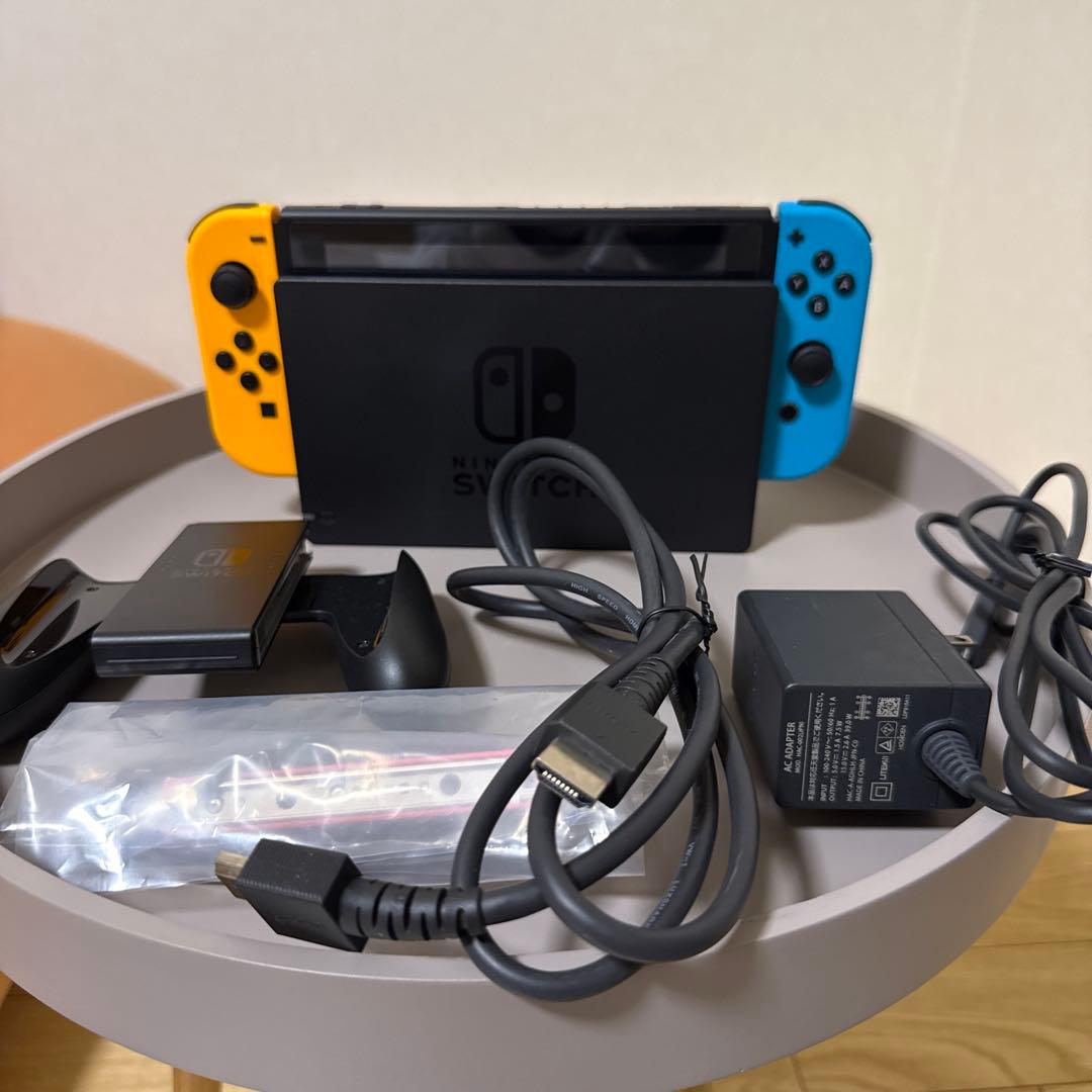 任天堂Switch本体、あつまれどうぶつの森ソフトセット