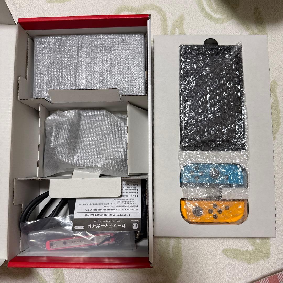 任天堂Switch本体、あつまれどうぶつの森ソフトセット