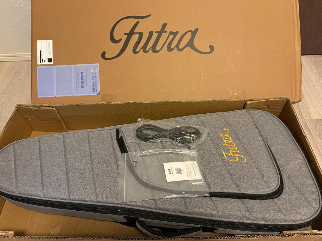 美品 Futura ヘッドレスギター FZH-500T ブラック マホガニー
