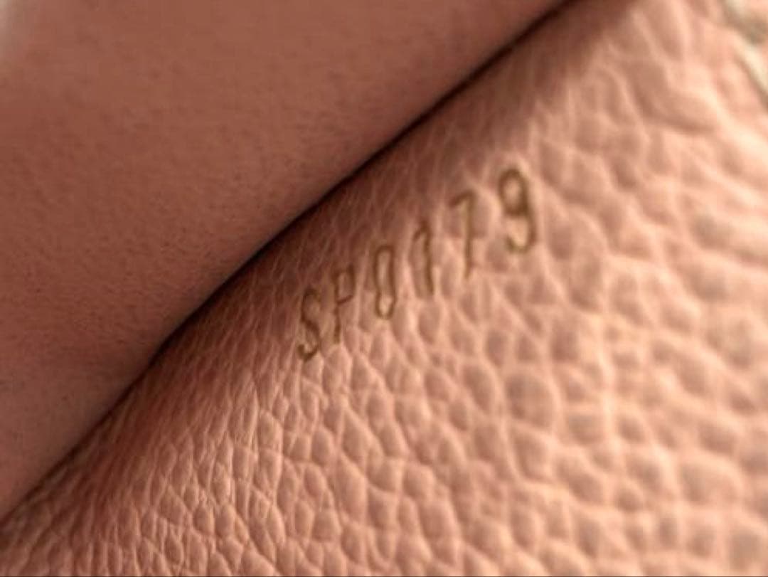 LOUIS VUITTON モノグラムアンプラント ポルトフォイユ ゾエ