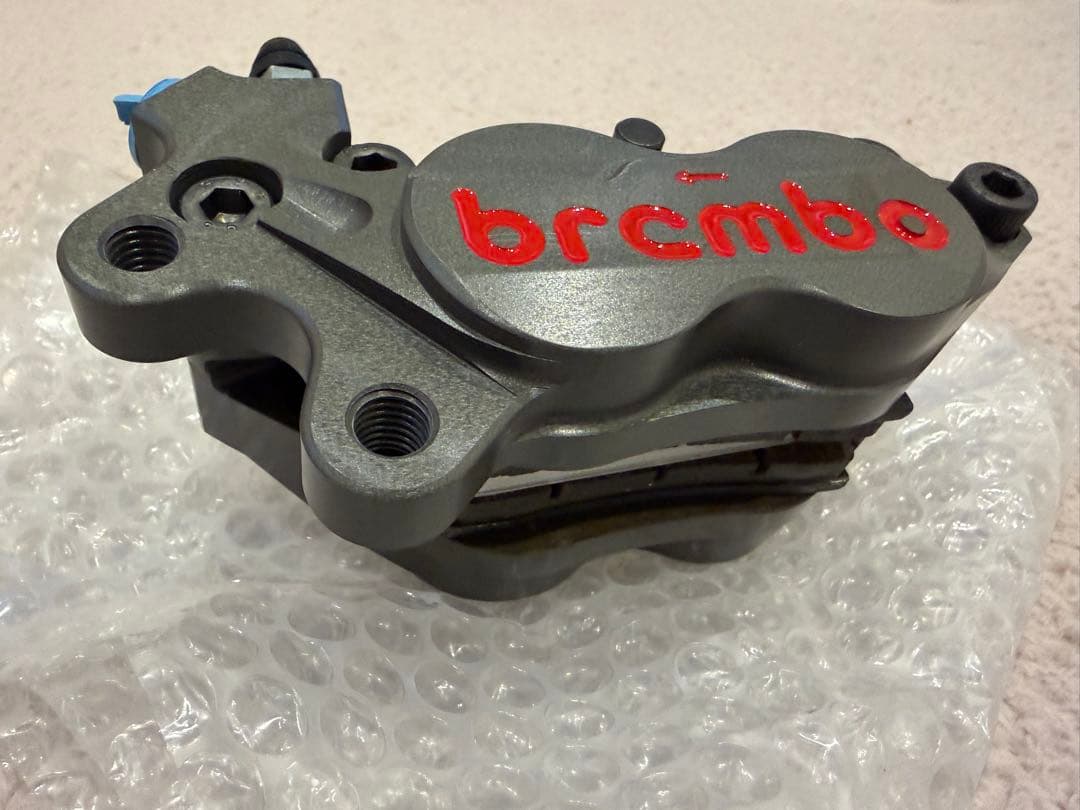 brembo ブレンボ　Axial CNCブレーキキャリパー4P 40mm