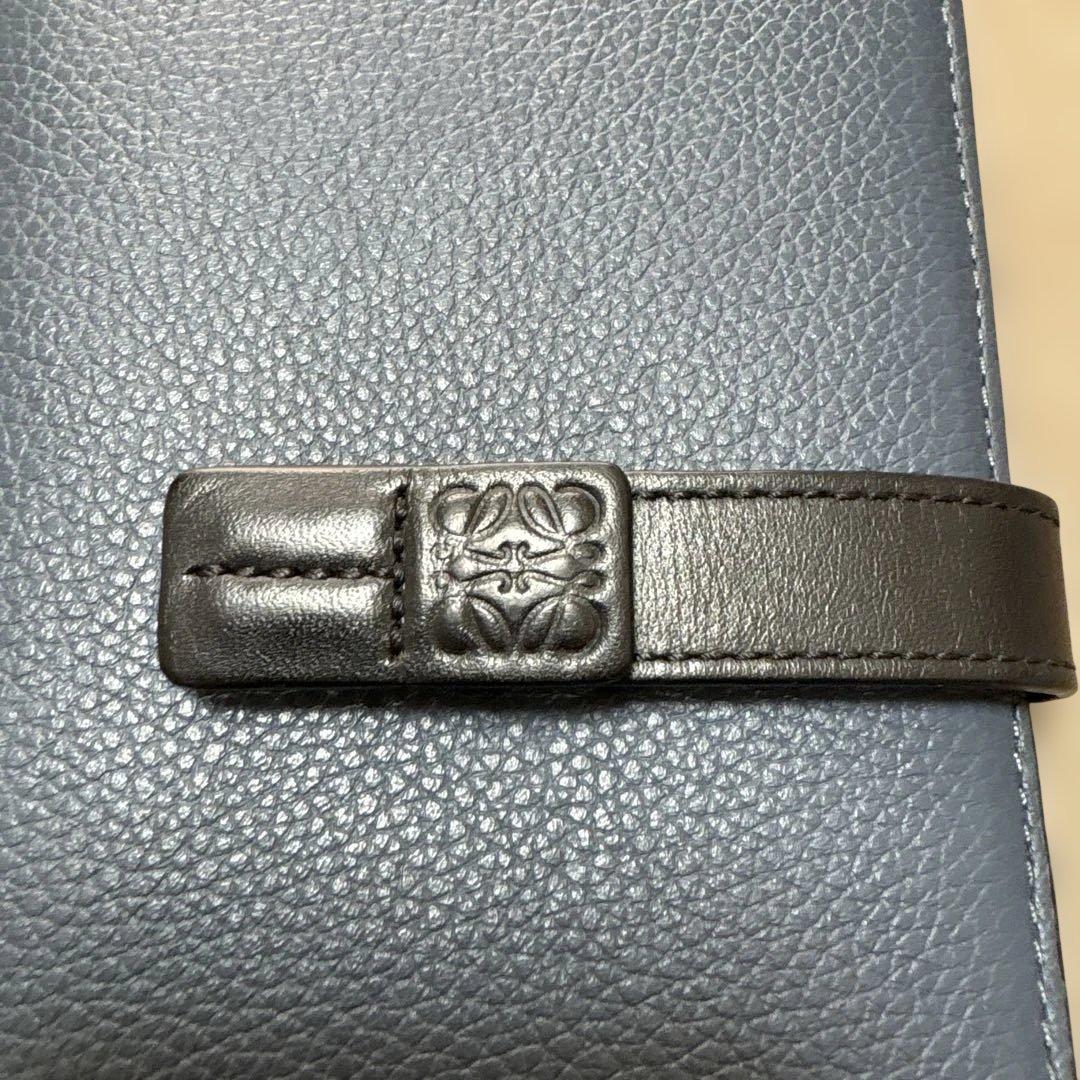 m*i様 ロエベ LOEWE ミディアムバーティカルウォレット