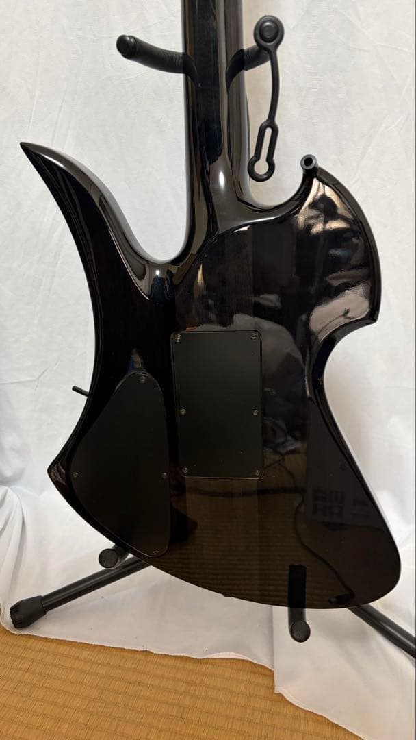 ギター B.C.RICH MOCKINGBIRD ST