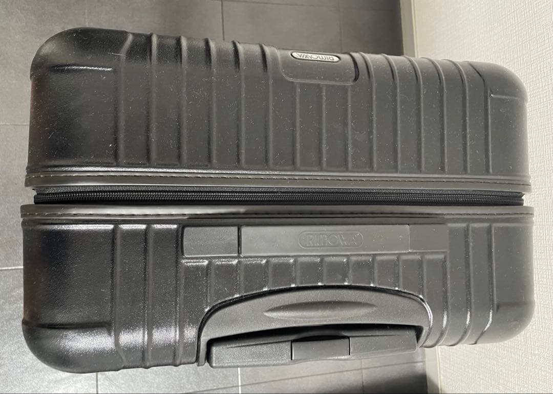 美品) RIMOWAリモワ サルサ キャリーケース ブラック 4輪
