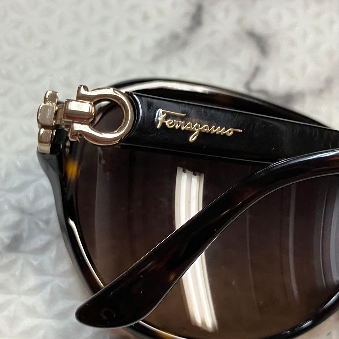 Ferragamo サングラス　SF804SA 214 ブラウンブラック