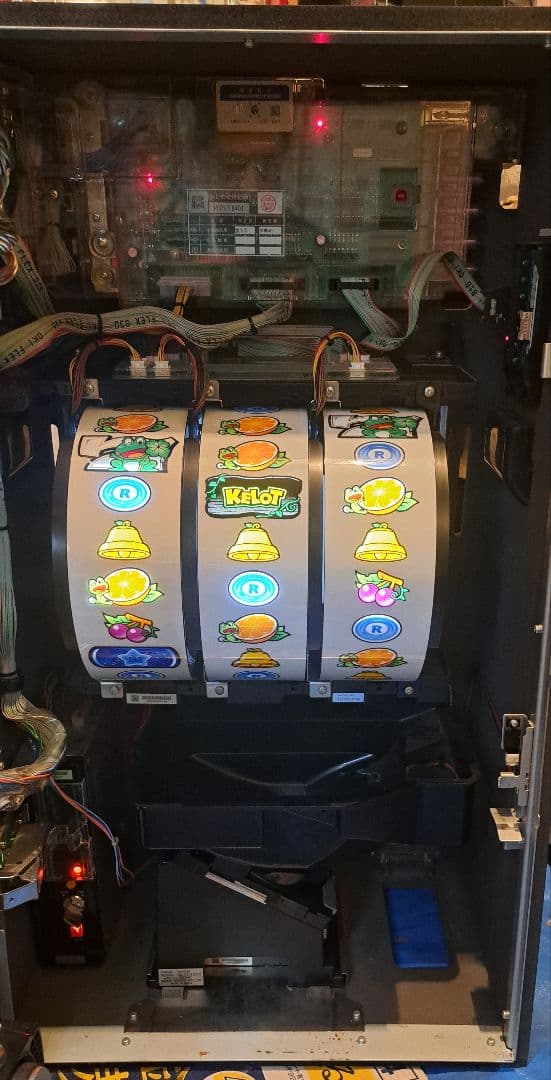KELLOT 3 スロットマシン　ケロット3　山佐