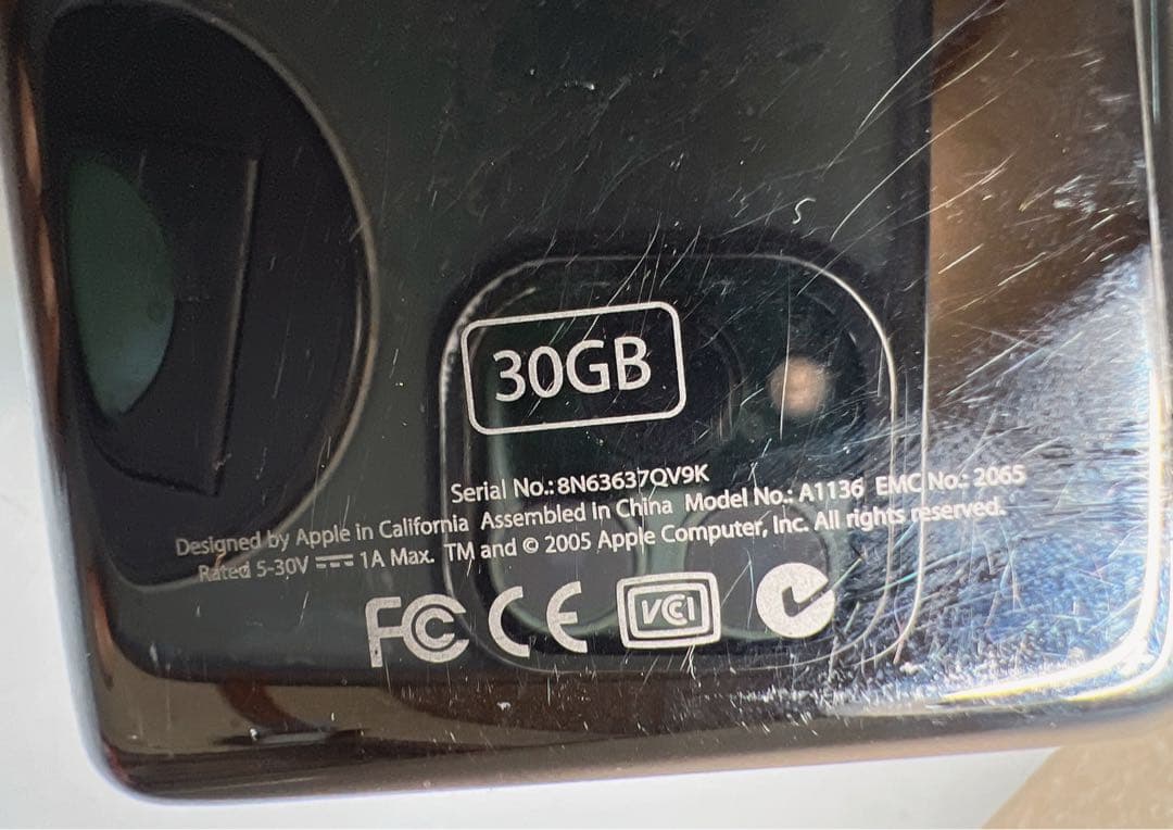 iPod Classic 第5世代 化30GB A1136