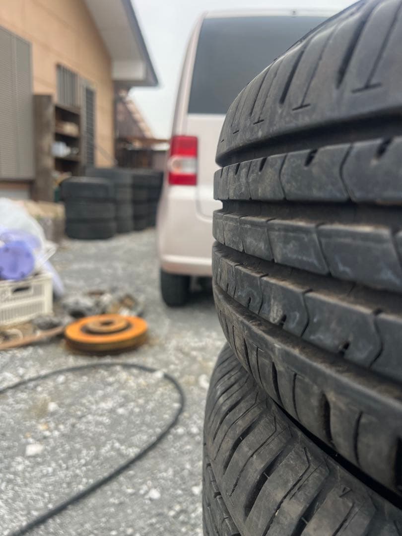 ブリヂストン　エコピア　nh100 205/65r16 21年製　バリ山