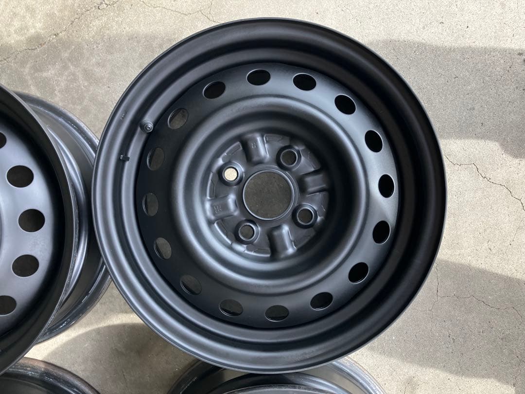 14インチ トヨタ純正 鉄ホイール 艶消し 中古
