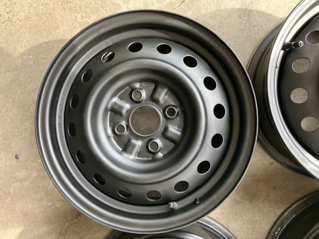 14インチ トヨタ純正 鉄ホイール 艶消し 中古