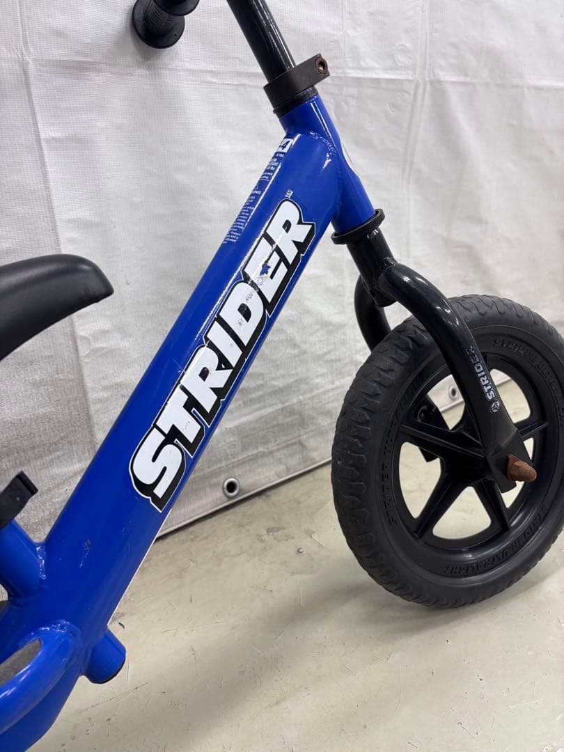 STRIDER バランスバイク 青 12インチ 幼児用バイク