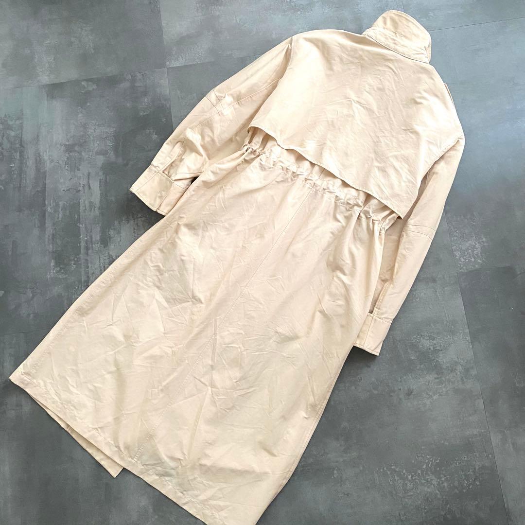 ■美品uncrave WHITE トレンチコート　スプリングコート